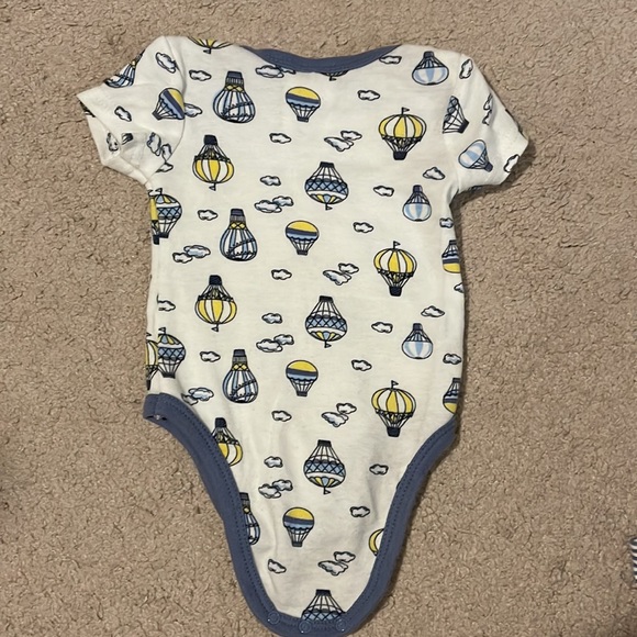 Laura Ashley 3-6M Onesie Bundle (3) - Picture 6 of 10